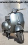 Sven Mader - Klassische Vespa Roller