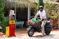 Sven Mader - Klassische Vespa Roller
